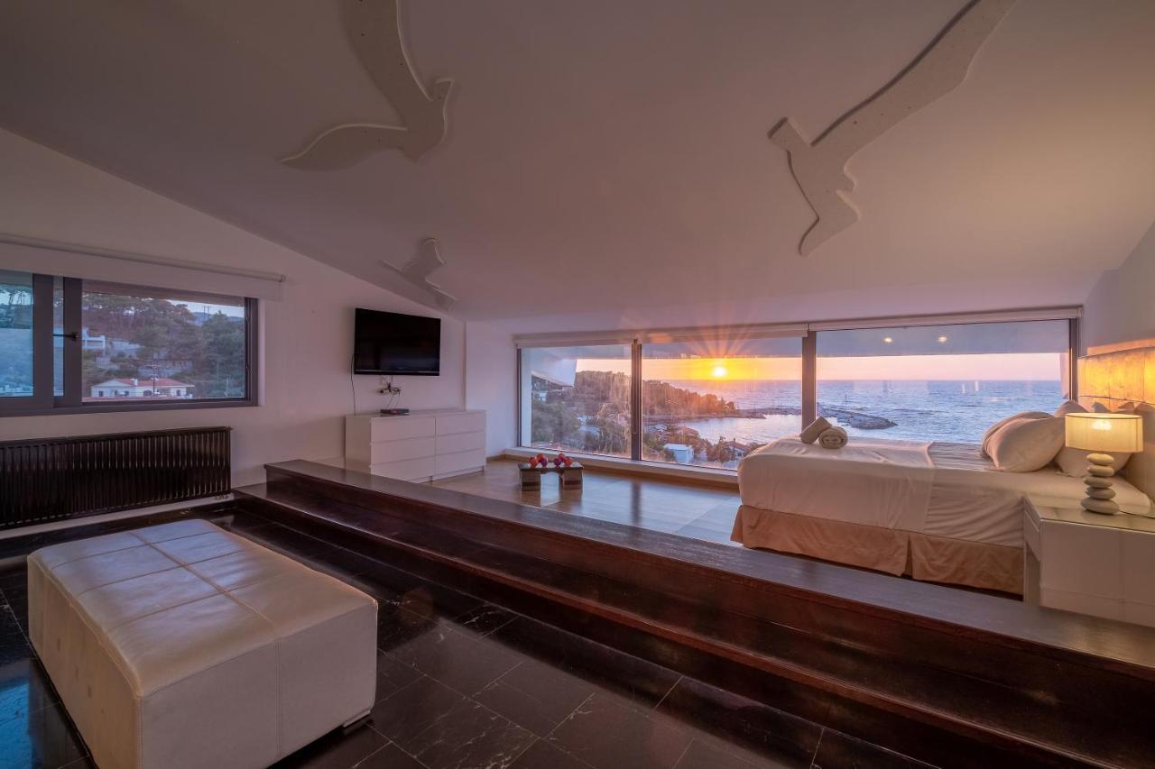 Icarus Luxury Beachfront Villa Gialiskari  Bagian luar foto