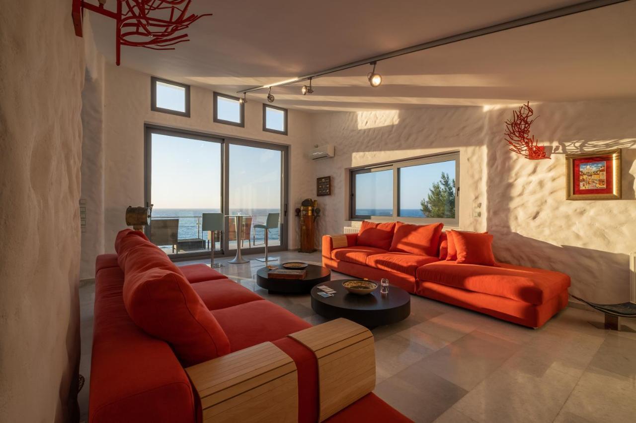 Icarus Luxury Beachfront Villa Gialiskari  Bagian luar foto