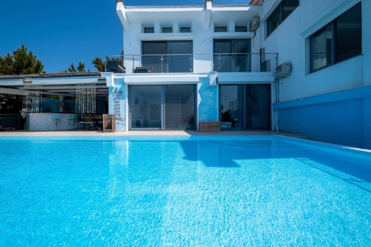 Icarus Luxury Beachfront Villa Gialiskari  Bagian luar foto
